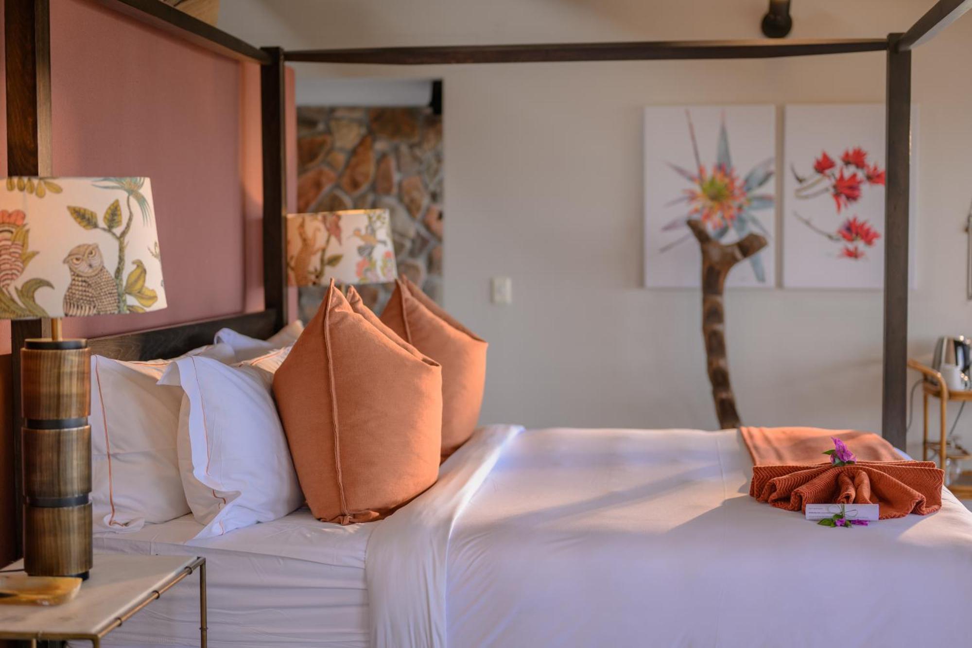 Zulu Rock Lodge - Babanango Game Reserve Ulundi Esterno foto